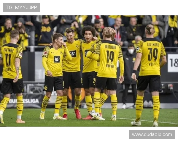 上海羽毛球队在欧锦赛积分榜上以97分稳居第一名展现强大实力