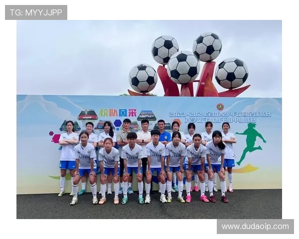 中国台湾足球明星队奋勇拼搏展现风采助力足球事业蓬勃发展