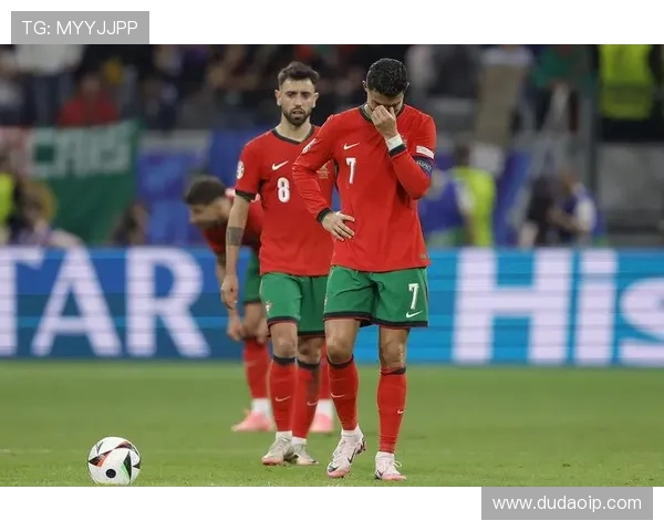 世界足球明星泪水背后的故事与情感瞬间揭秘