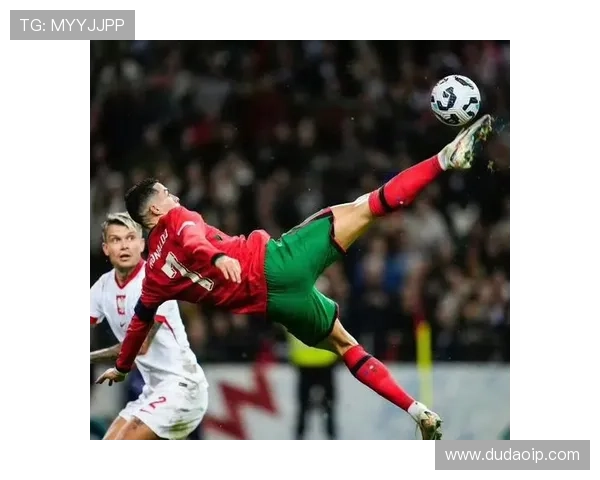 全球足球巨星齐聚一堂的精彩瞬间展现足球的魅力与团结