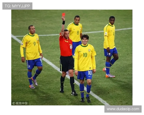 全球最具魅力的足球明星盘点与他们的精彩瞬间回顾