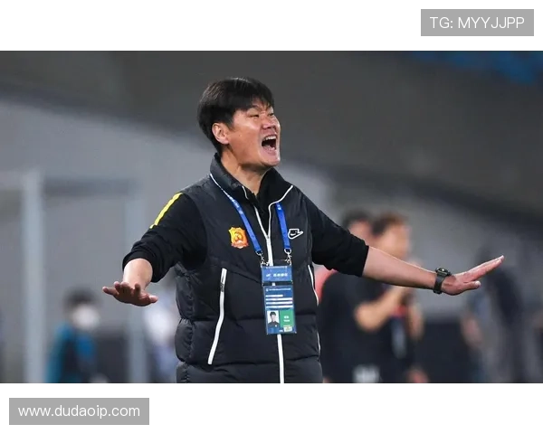 李姓足球明星在国际赛场上的辉煌成就与影响力分析